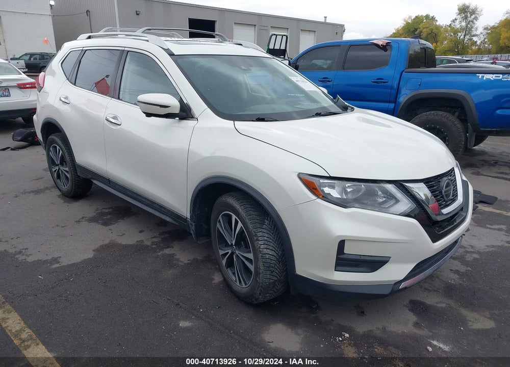 2019 NISSAN ROGUE SV VIN: JN8AT2MV0KW400724