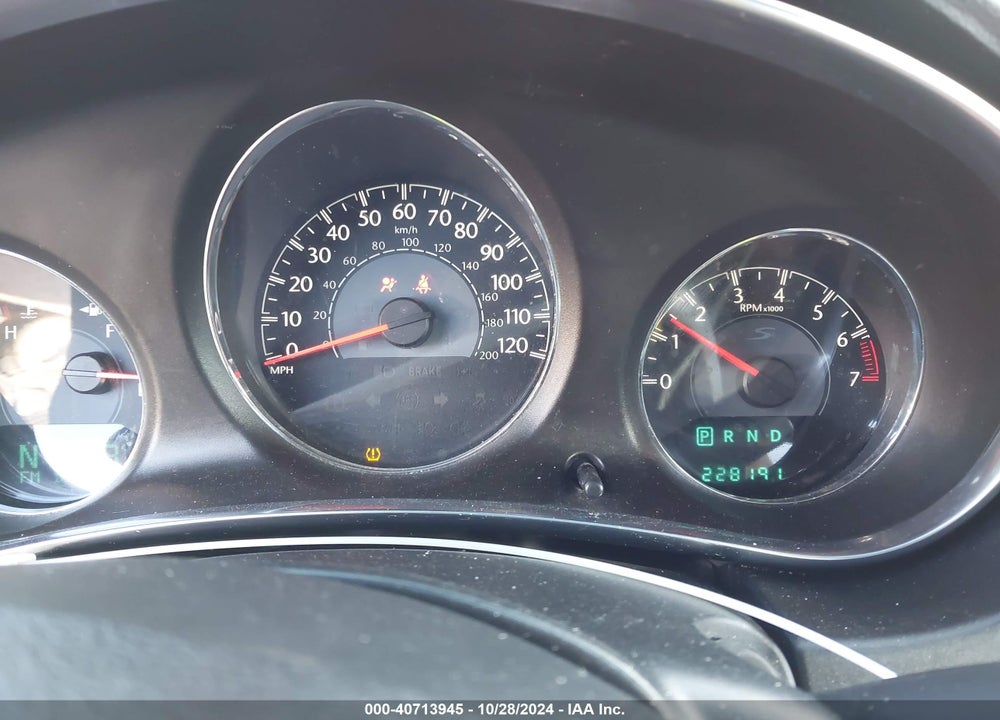 2014 CHRYSLER 200 TOURING VIN: 1C3CCBBG4EN128640