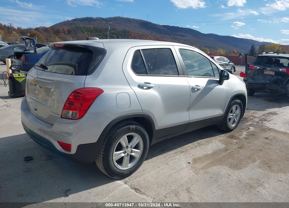 2021 CHEVROLET TRAX FWD LS VIN: KL7CJKSB0MB320348