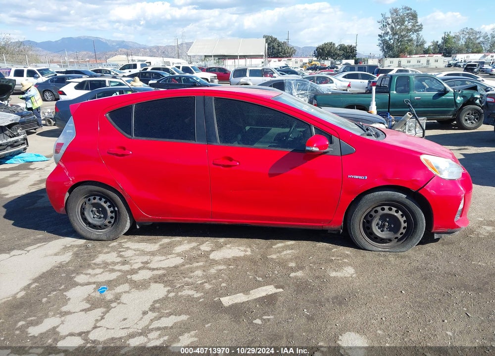 2013 TOYOTA PRIUS C TWO VIN: JTDKDTB30D1535853