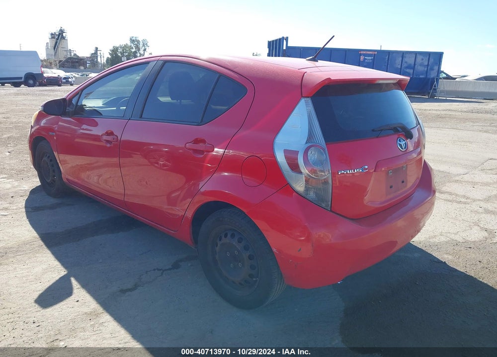 2013 TOYOTA PRIUS C TWO VIN: JTDKDTB30D1535853