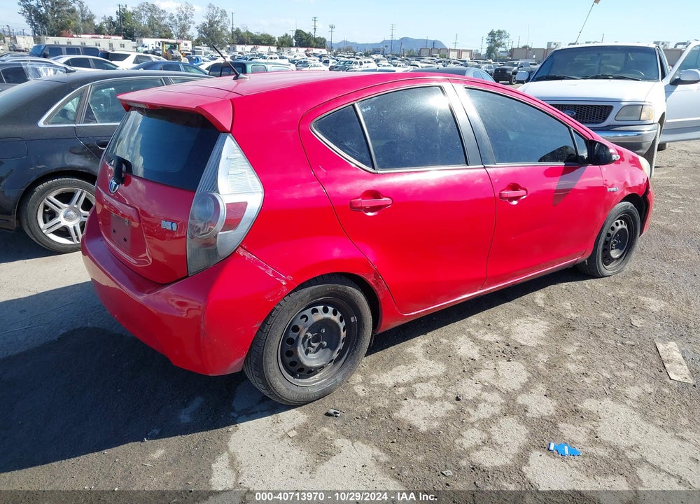 2013 TOYOTA PRIUS C TWO VIN: JTDKDTB30D1535853