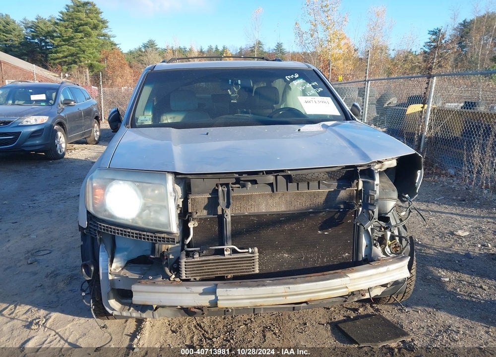 2011 HONDA PILOT EX-L VIN: 5FNYF4H55BB068369