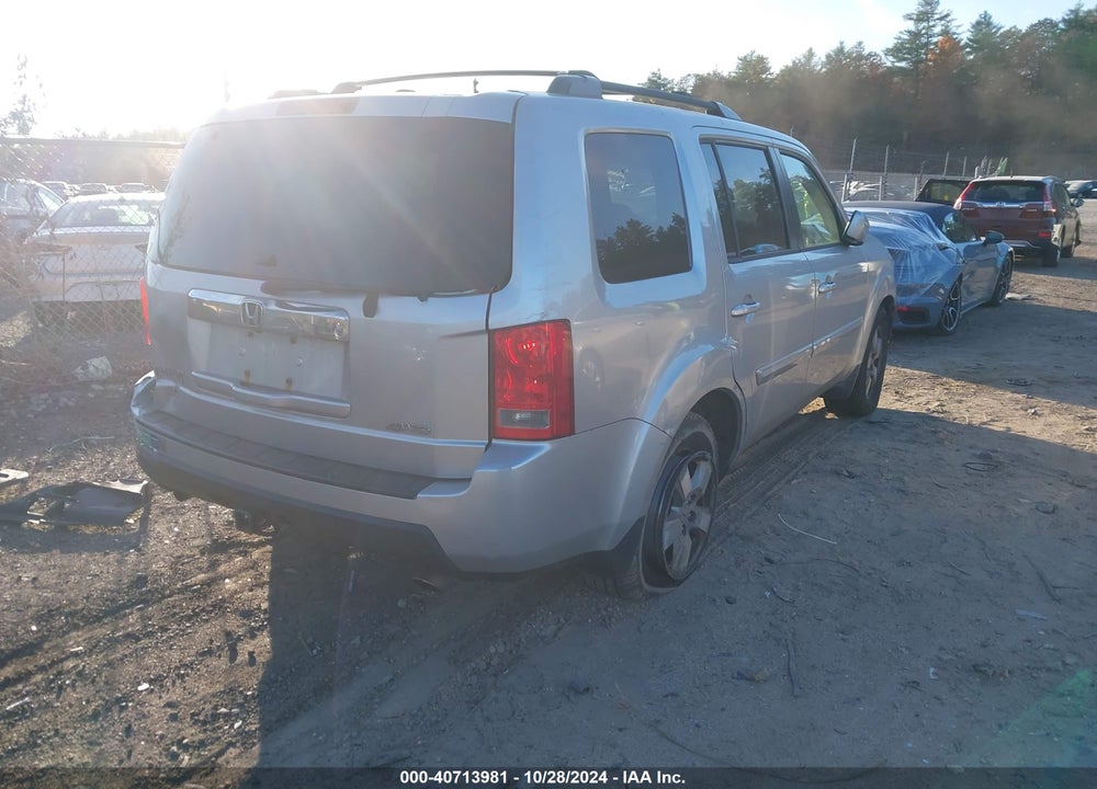 2011 HONDA PILOT EX-L VIN: 5FNYF4H55BB068369