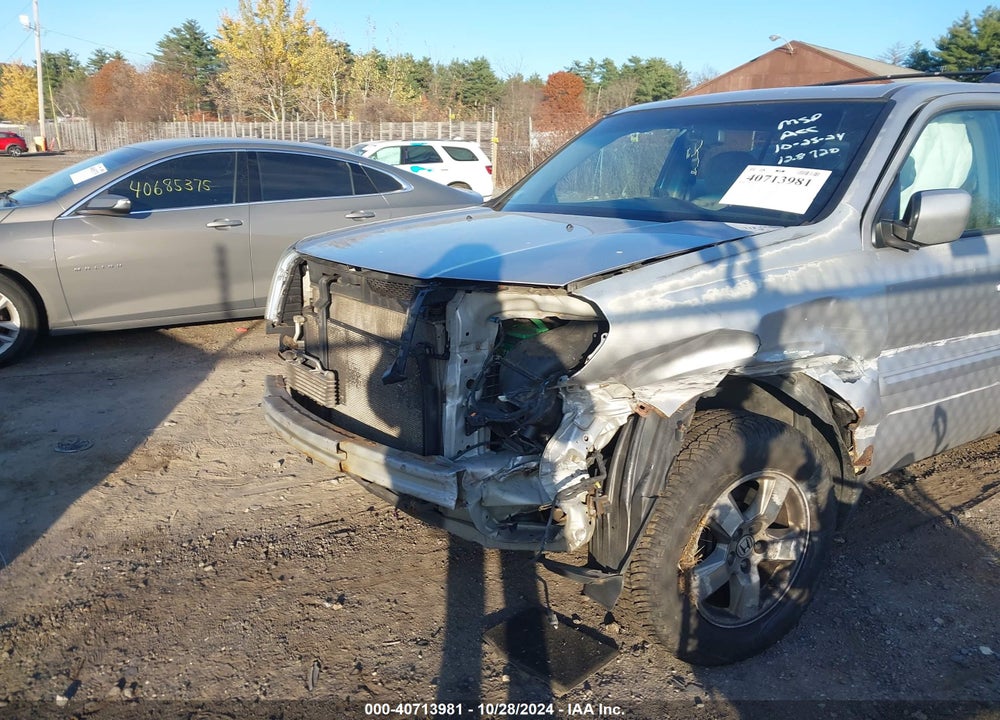 2011 HONDA PILOT EX-L VIN: 5FNYF4H55BB068369