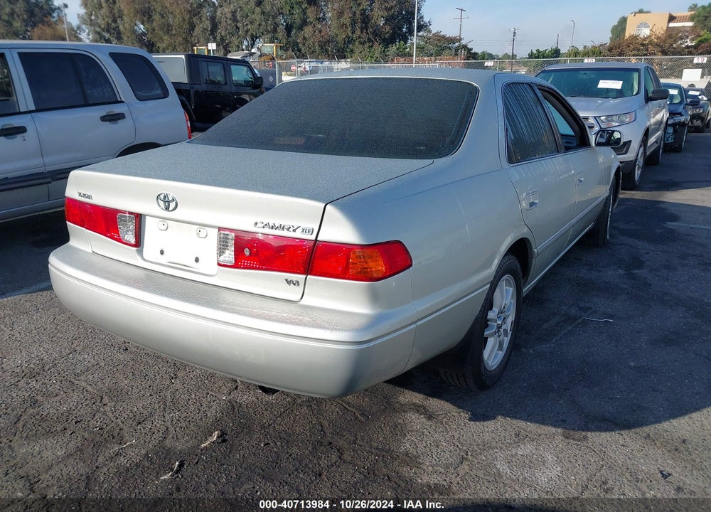2000 TOYOTA CAMRY XLE V6 VIN: 4T1BF28KXYU103757