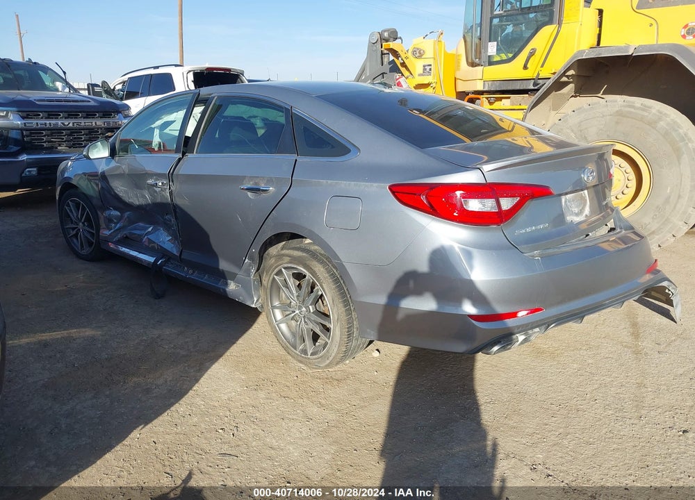 2015 HYUNDAI SONATA SPORT 2.0T VIN: 5NPE34AB5FH079651
