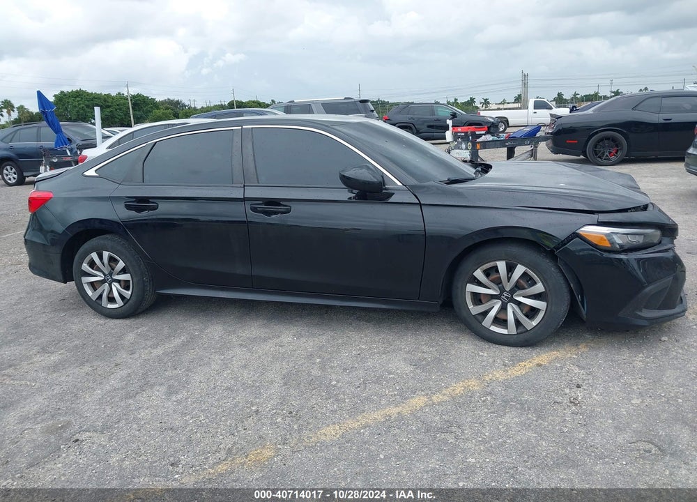 2022 HONDA CIVIC LX VIN: 2HGFE2F29NH518015