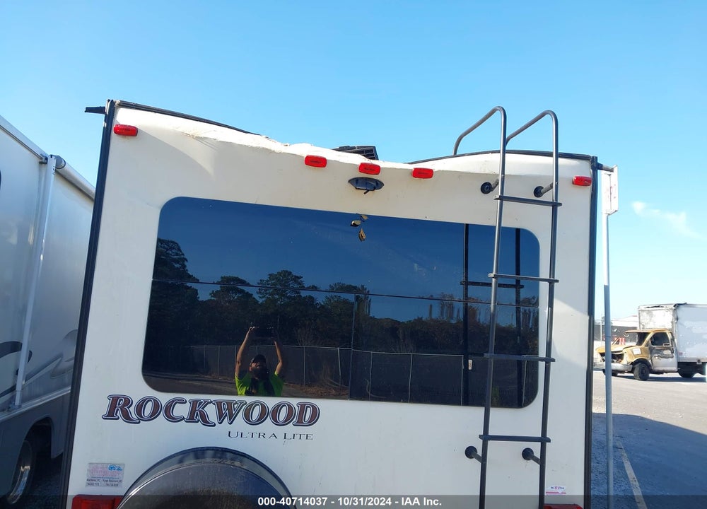 2016 FOREST RIVER ROCKWOOD VIN: 4X4TRLE21GZ142145