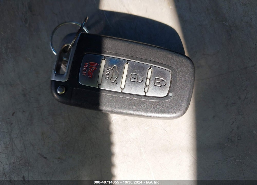 2011 HYUNDAI SONATA SE 2.0T VIN: 5NPEC4AB7BH210587