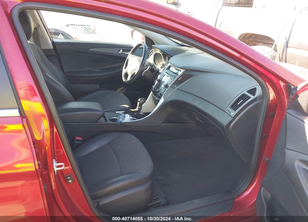2011 HYUNDAI SONATA SE 2.0T VIN: 5NPEC4AB7BH210587