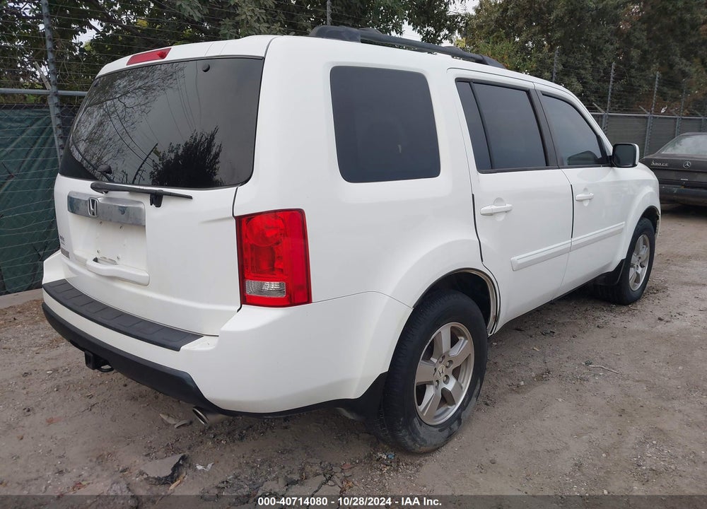 2010 HONDA PILOT EX VIN: 5FNYF3H4XAB001217