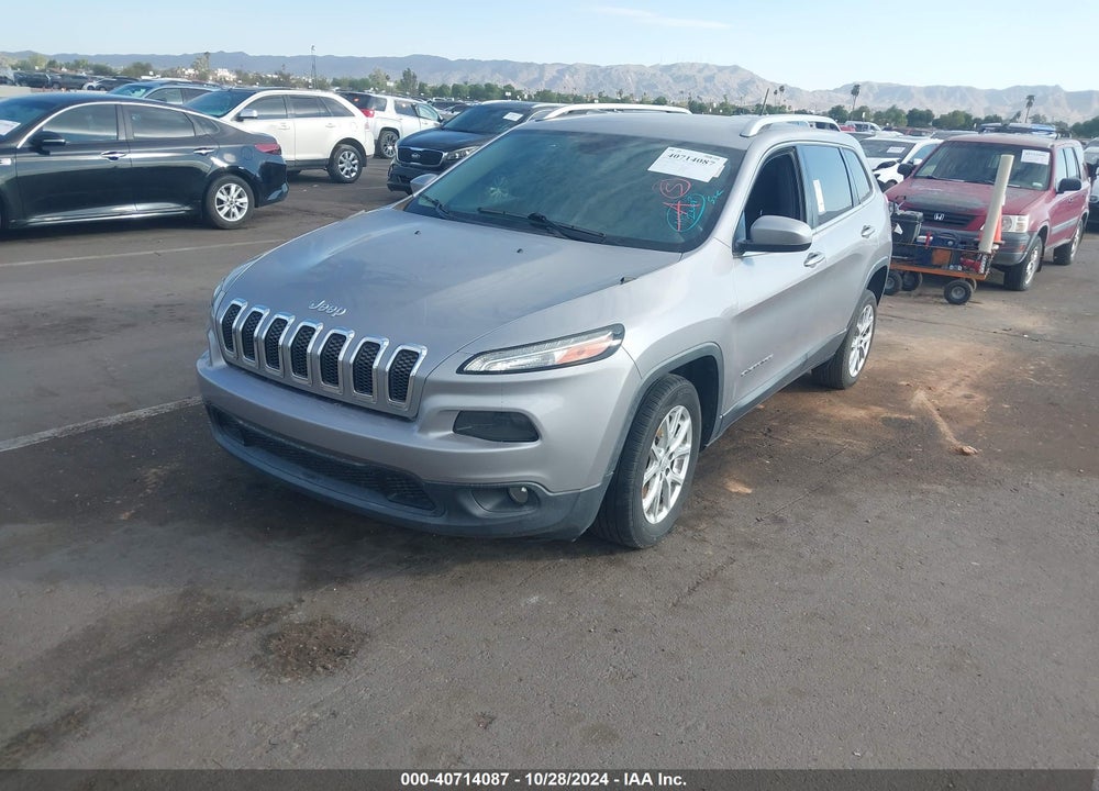 2017 JEEP CHEROKEE LATITUDE FWD VIN: 1C4PJLCB3HD240495