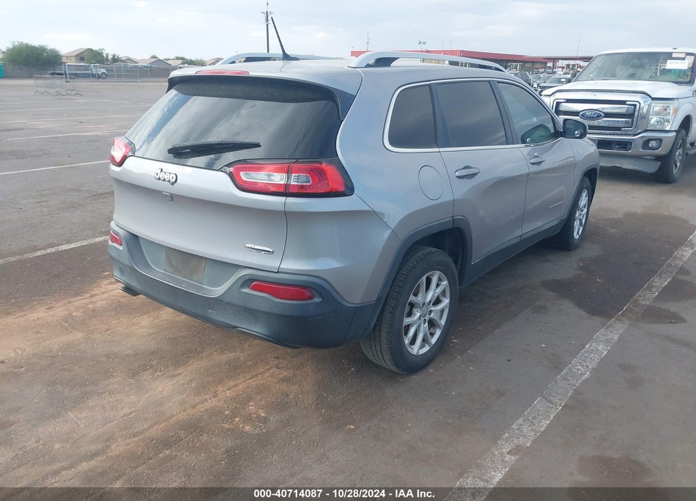 2017 JEEP CHEROKEE LATITUDE FWD VIN: 1C4PJLCB3HD240495