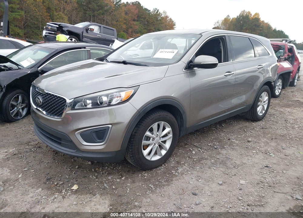 2017 KIA SORENTO 2.4L L VIN: 5XYPG4A38HG326449