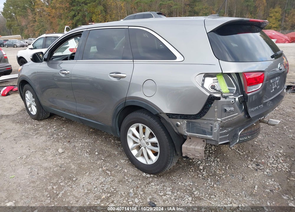 2017 KIA SORENTO 2.4L L VIN: 5XYPG4A38HG326449