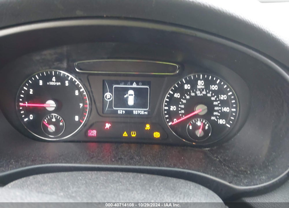 2017 KIA SORENTO 2.4L L VIN: 5XYPG4A38HG326449