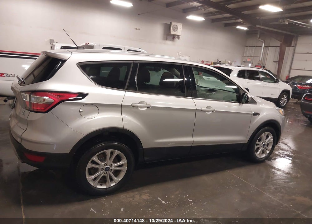 2017 FORD ESCAPE SE VIN: 1FMCU9G95HUE76612