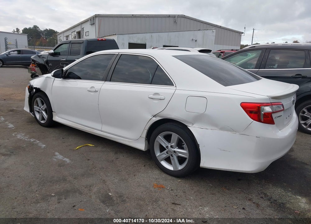 2014 TOYOTA CAMRY SE VIN: 4T1BF1FK7EU794514