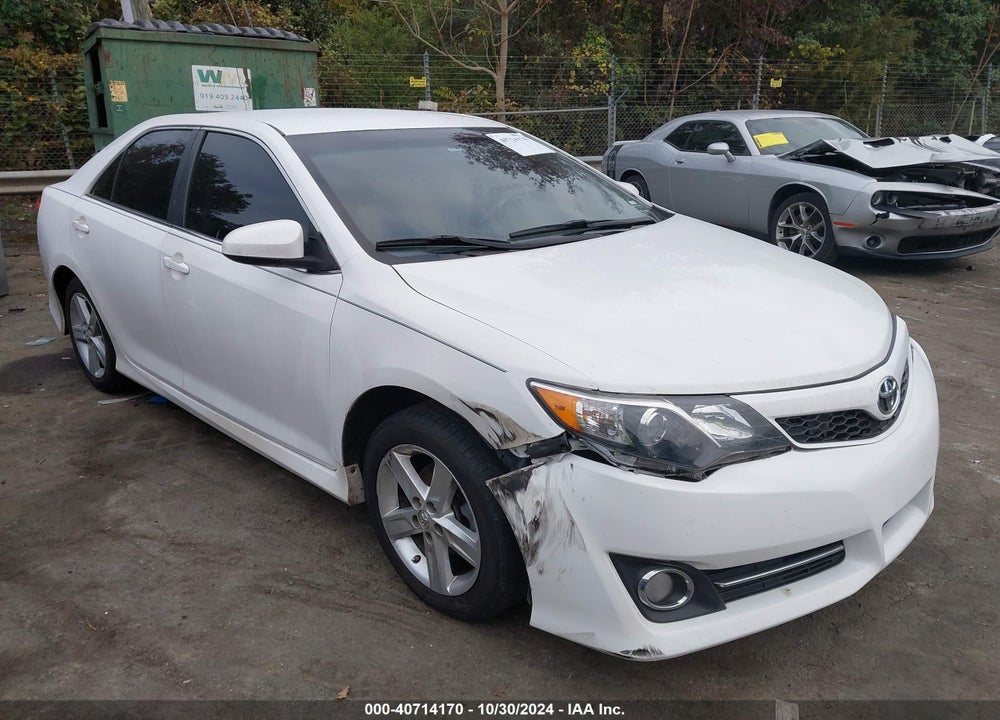 2014 TOYOTA CAMRY SE VIN: 4T1BF1FK7EU794514