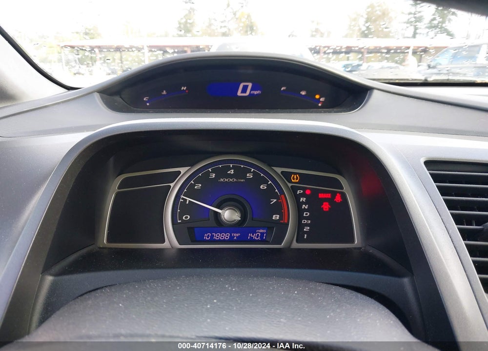 2010 HONDA CIVIC LX VIN: 19XFA1F5XAE059081