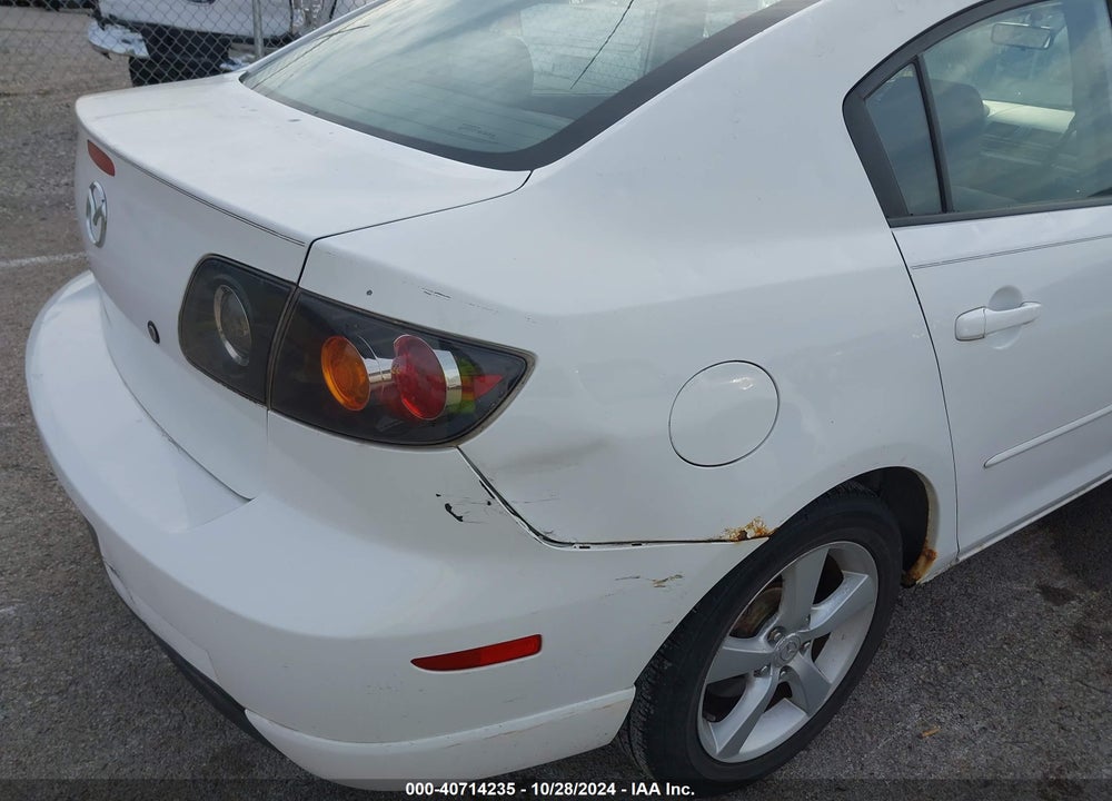 2004 MAZDA 3 S VIN: JM1BK123041102818