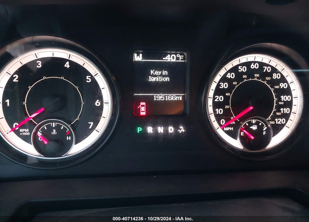 2016 RAM 1500 TRADESMAN VIN: 1C6RR6FG2GS190300