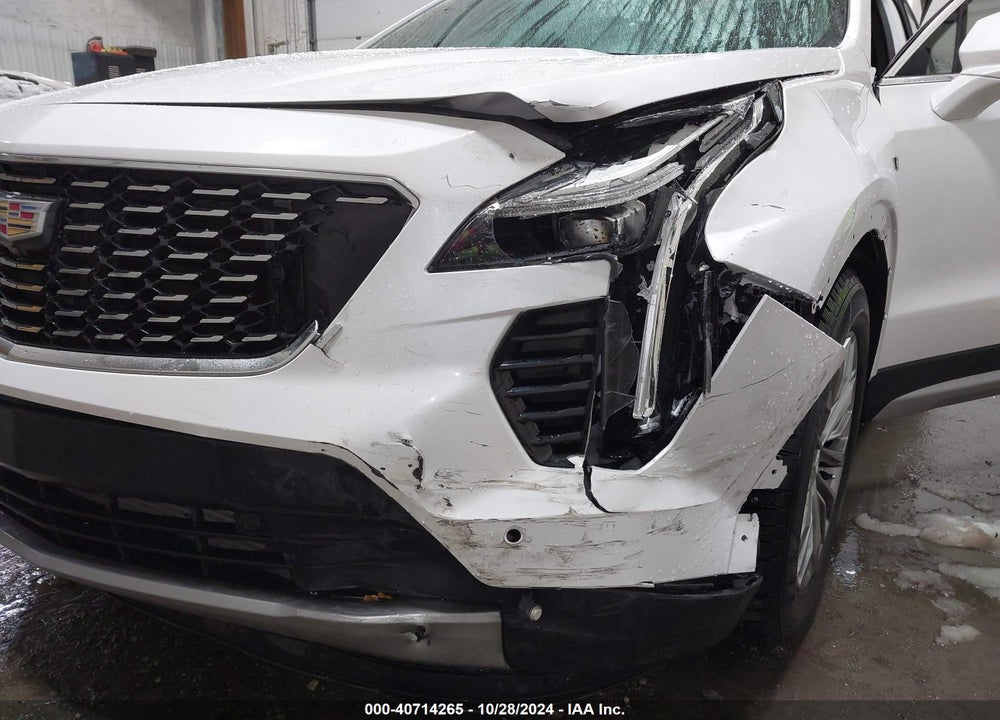 2022 CADILLAC XT4 FWD PREMIUM LUXURY VIN: 1GYFZCR40NF142709