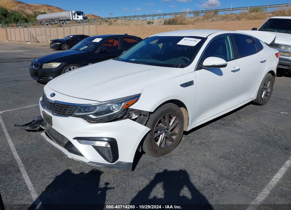 2020 KIA OPTIMA LX VIN: 5XXGT4L32LG389584