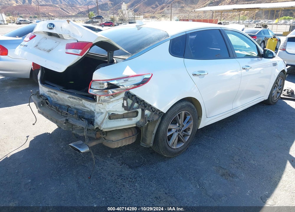 2020 KIA OPTIMA LX VIN: 5XXGT4L32LG389584