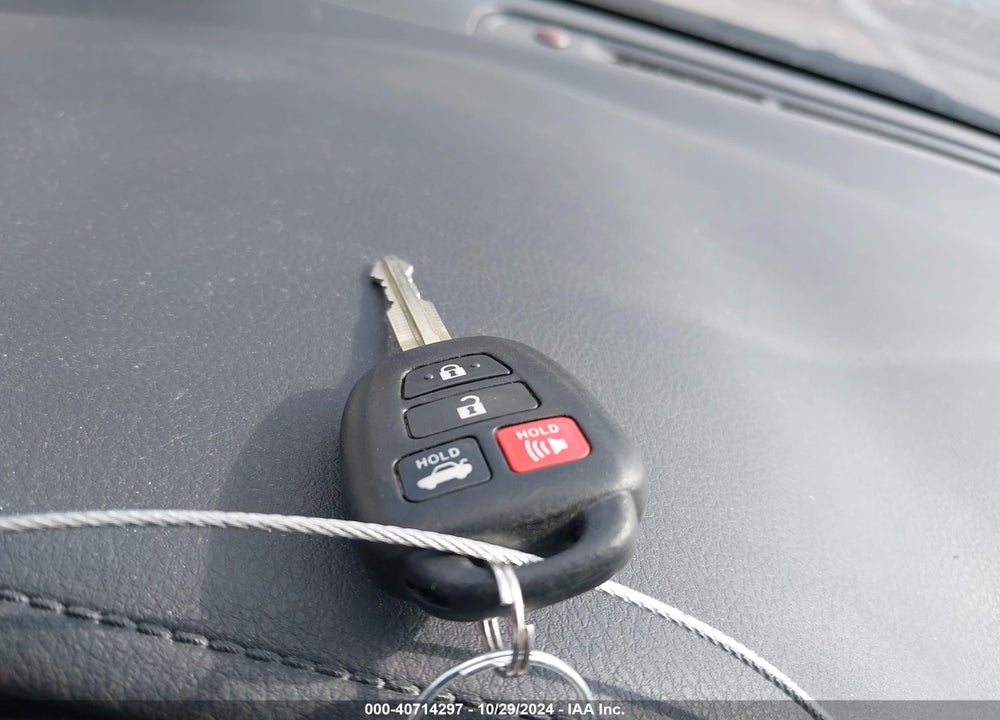 2019 TOYOTA COROLLA LE VIN: 5YFBURHE2KP861674