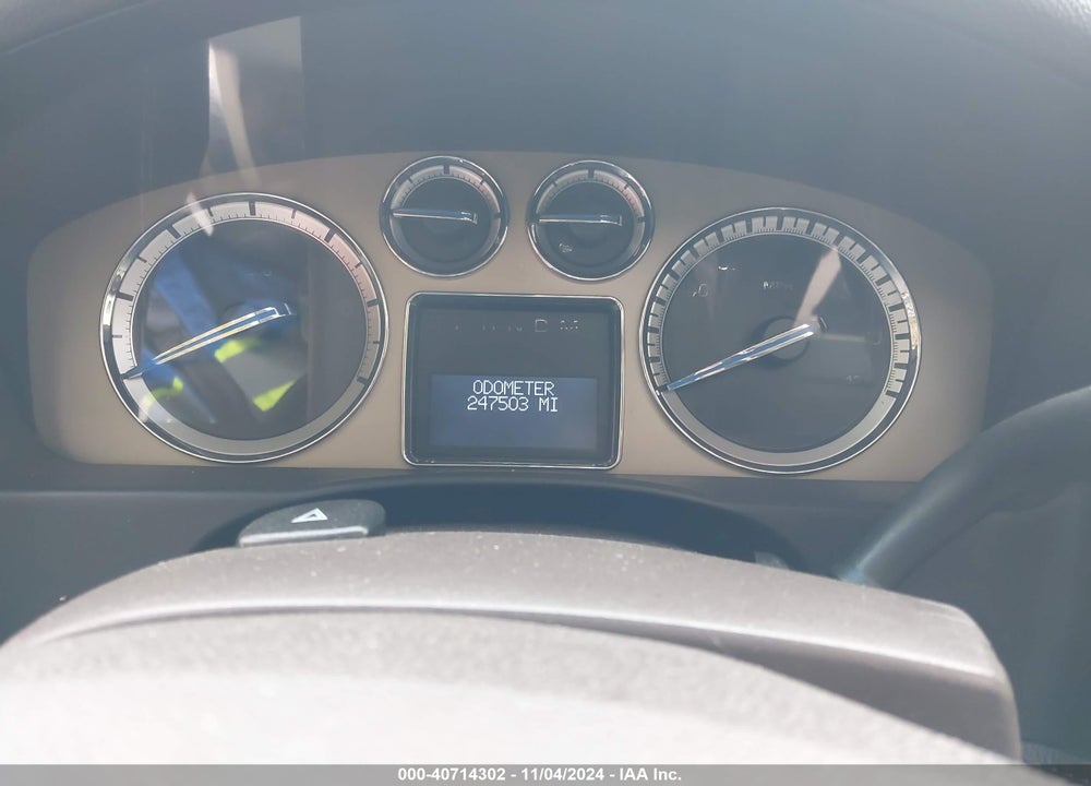 2011 CADILLAC ESCALADE PLATINUM EDITION VIN: 1GYS4DEF2BR113717