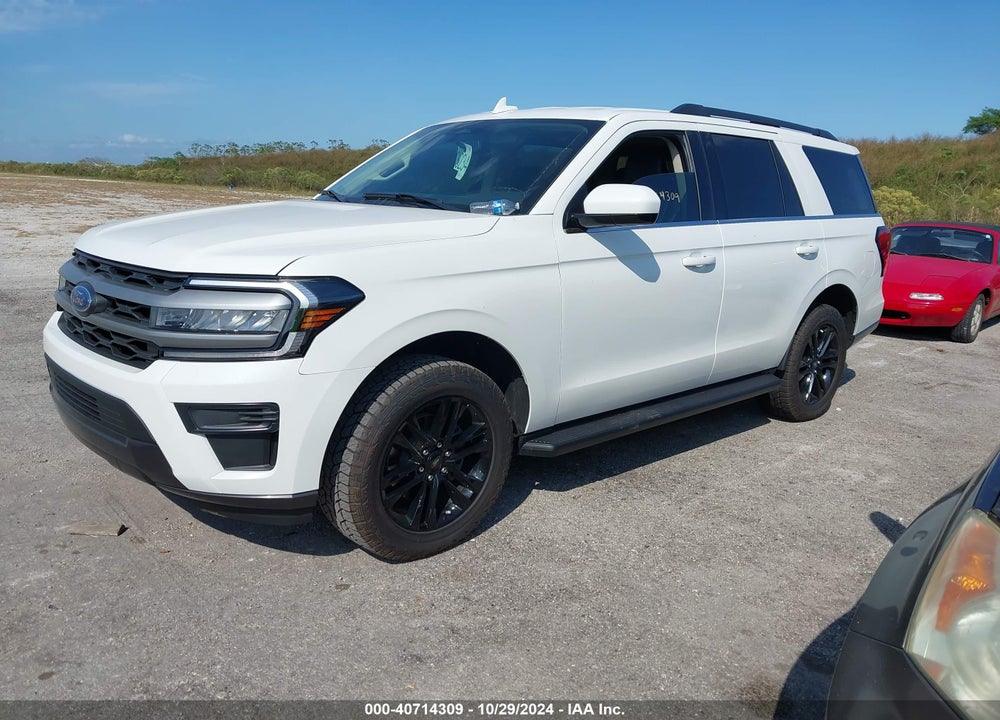 2024 FORD EXPEDITION XLT VIN: 1FMJU1H85REA60067