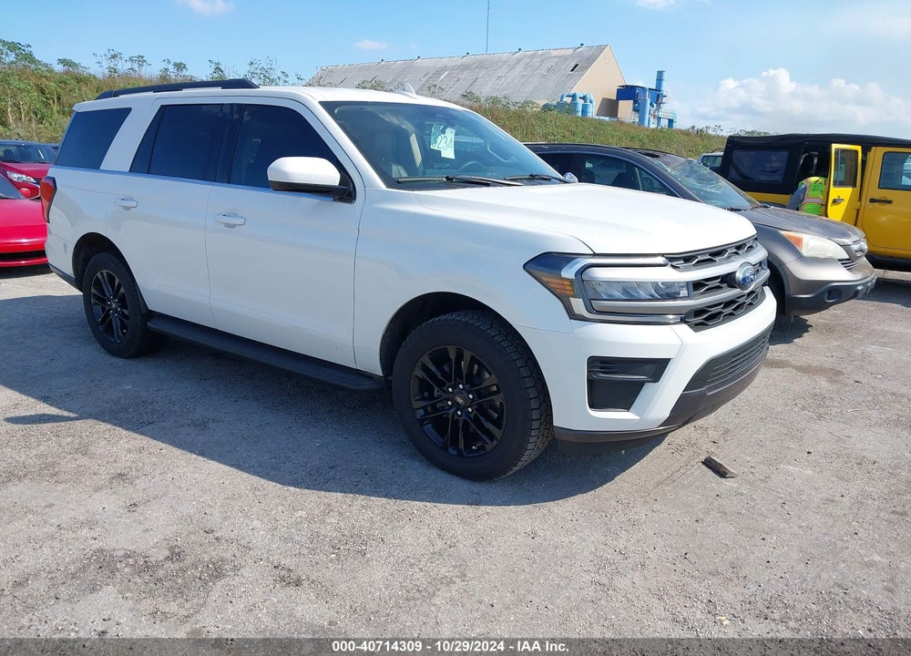 2024 FORD EXPEDITION XLT VIN: 1FMJU1H85REA60067