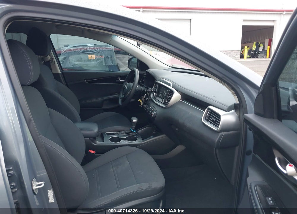 2020 KIA SORENTO 2.4L LX VIN: 5XYPG4A38LG643155