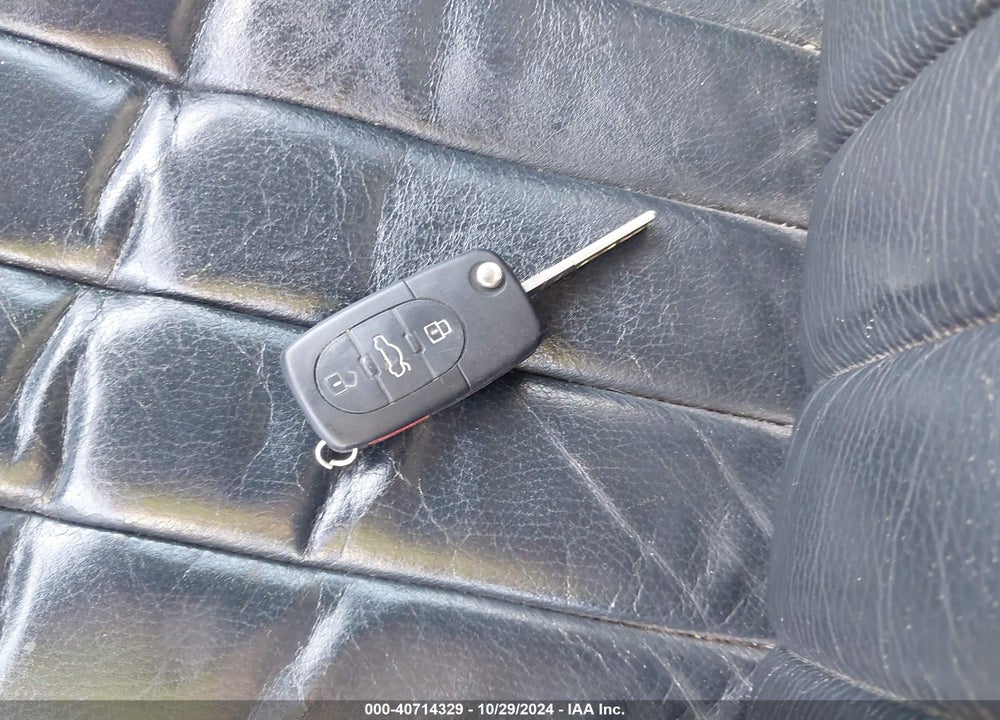 1999 AUDI A6 VIN: WAUBA24B9XN020447