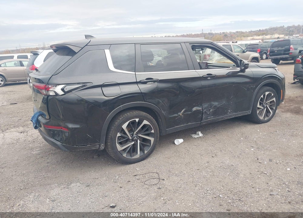 2022 MITSUBISHI OUTLANDER ES 2.5 VIN: JA4J4TA80NZ042437