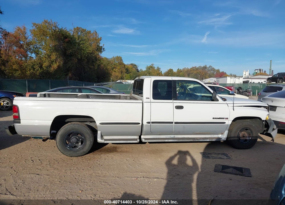 1998 DODGE RAM 1500 ST VIN: 1B7HC13Z0WJ200177