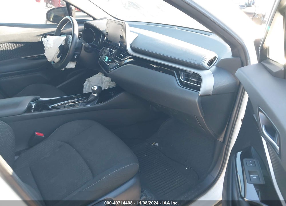 2019 TOYOTA C-HR XLE VIN: JTNKHMBX6K1046346