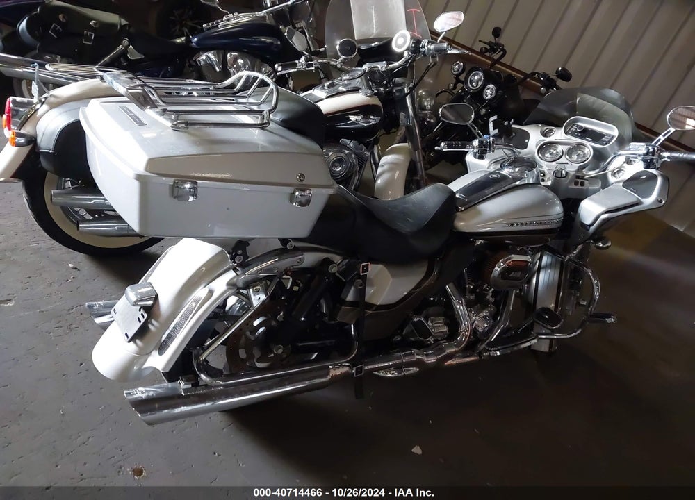 2009 HARLEY-DAVIDSON FLTRSE3 VIN: 1HD1PV8199Y954821