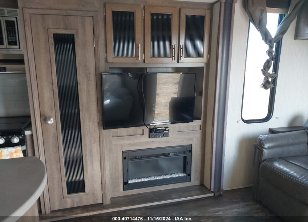 2019 FOREST RIVER SABRE VIN: 5ZT3SRWB3K6102671
