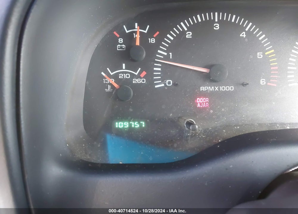 2000 DODGE DURANGO VIN: 1B4HR28Y5YF194223
