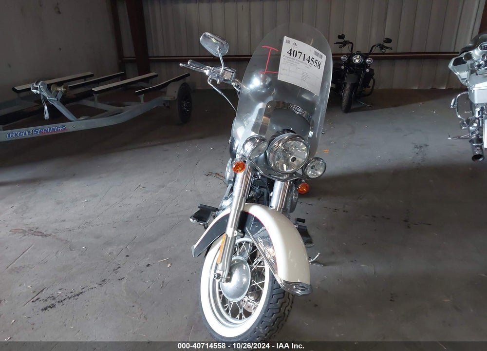 2011 HARLEY-DAVIDSON FLSTN VIN: 1HD1JD51XBB013306