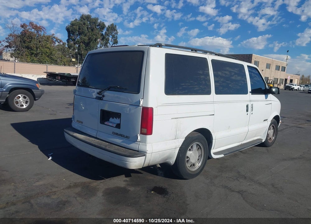 2002 CHEVROLET ASTRO LS VIN: 1GNDM19X72B125295
