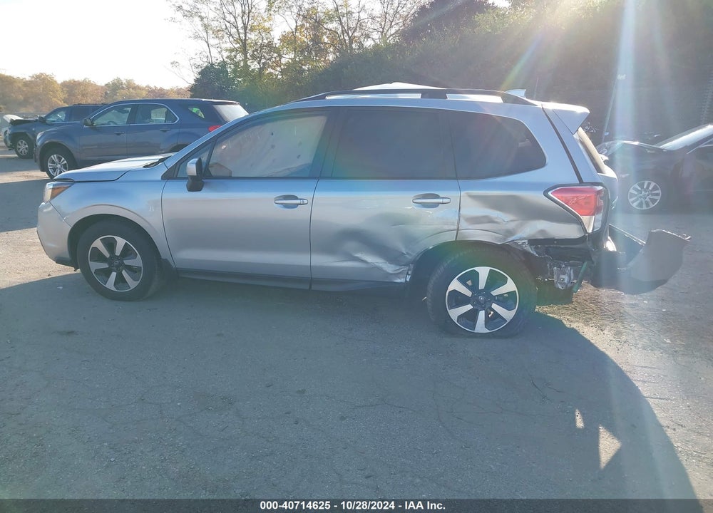 2018 SUBARU FORESTER 2.5I PREMIUM VIN: JF2SJAGC8JH470423