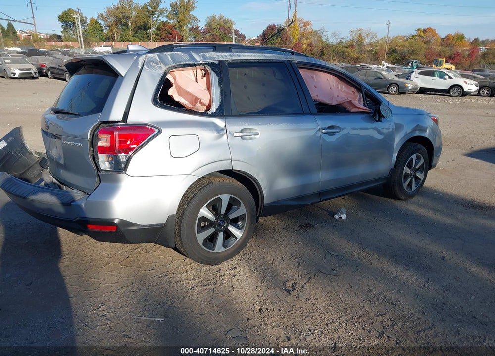 2018 SUBARU FORESTER 2.5I PREMIUM VIN: JF2SJAGC8JH470423