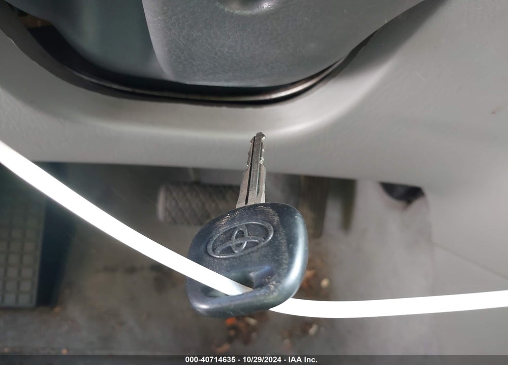 2007 TOYOTA COROLLA LE VIN: 2T1BR30E37C843590