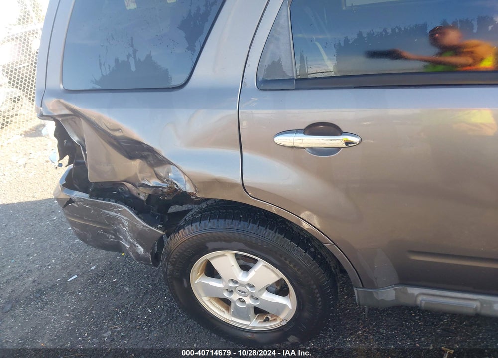 2009 FORD ESCAPE XLT VIN: 1FMCU03769KD00259