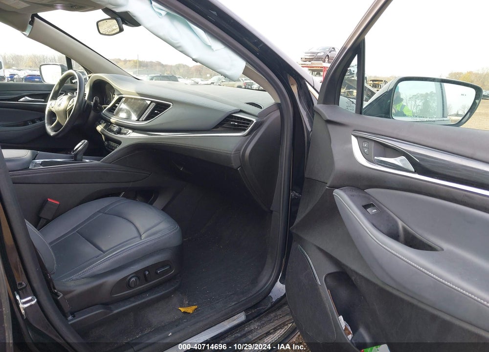 2020 BUICK ENCLAVE AWD ESSENCE VIN: 5GAEVAKW3LJ163482