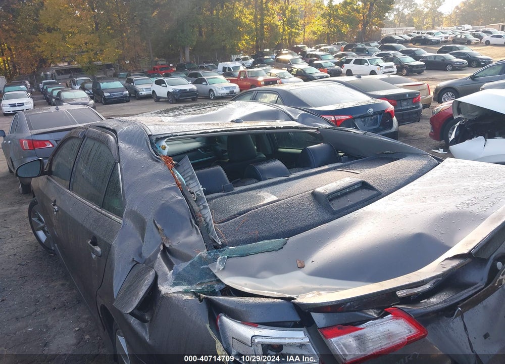 2014 TOYOTA CAMRY SE V6 VIN: 4T1BK1FK7EU027824